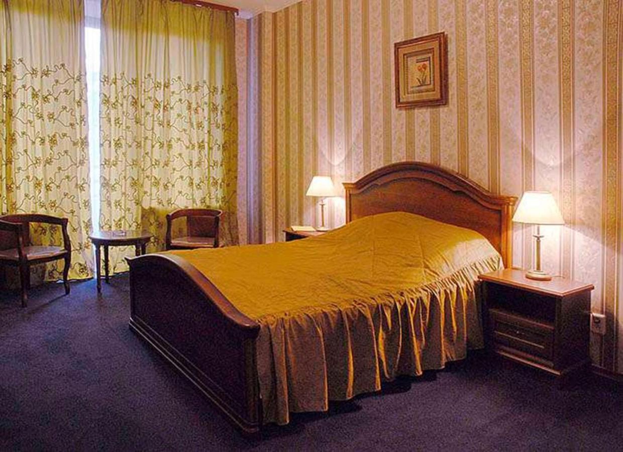 Diplomat ApartHotel Kiev Cameră foto